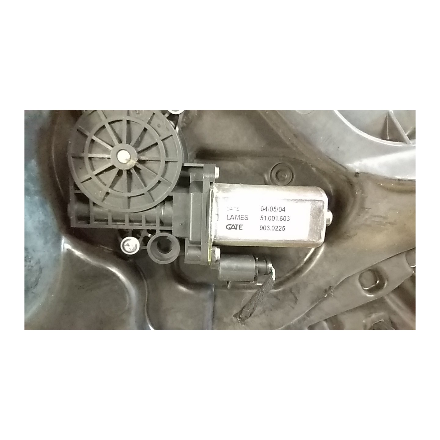 ALZACRISTALLO ELETTR. PORTA ANT. DX. 082 LANCIA YPSILON (TE) (06/03-09/06) 188A9000 71732828
