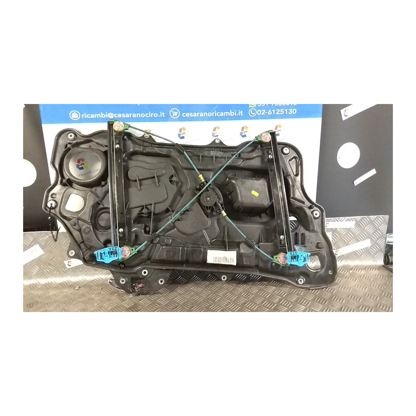 ALZACRISTALLO ELETTR. PORTA ANT. DX. 082 LANCIA YPSILON (TE) (06/03-09/06) 188A9000 71732828