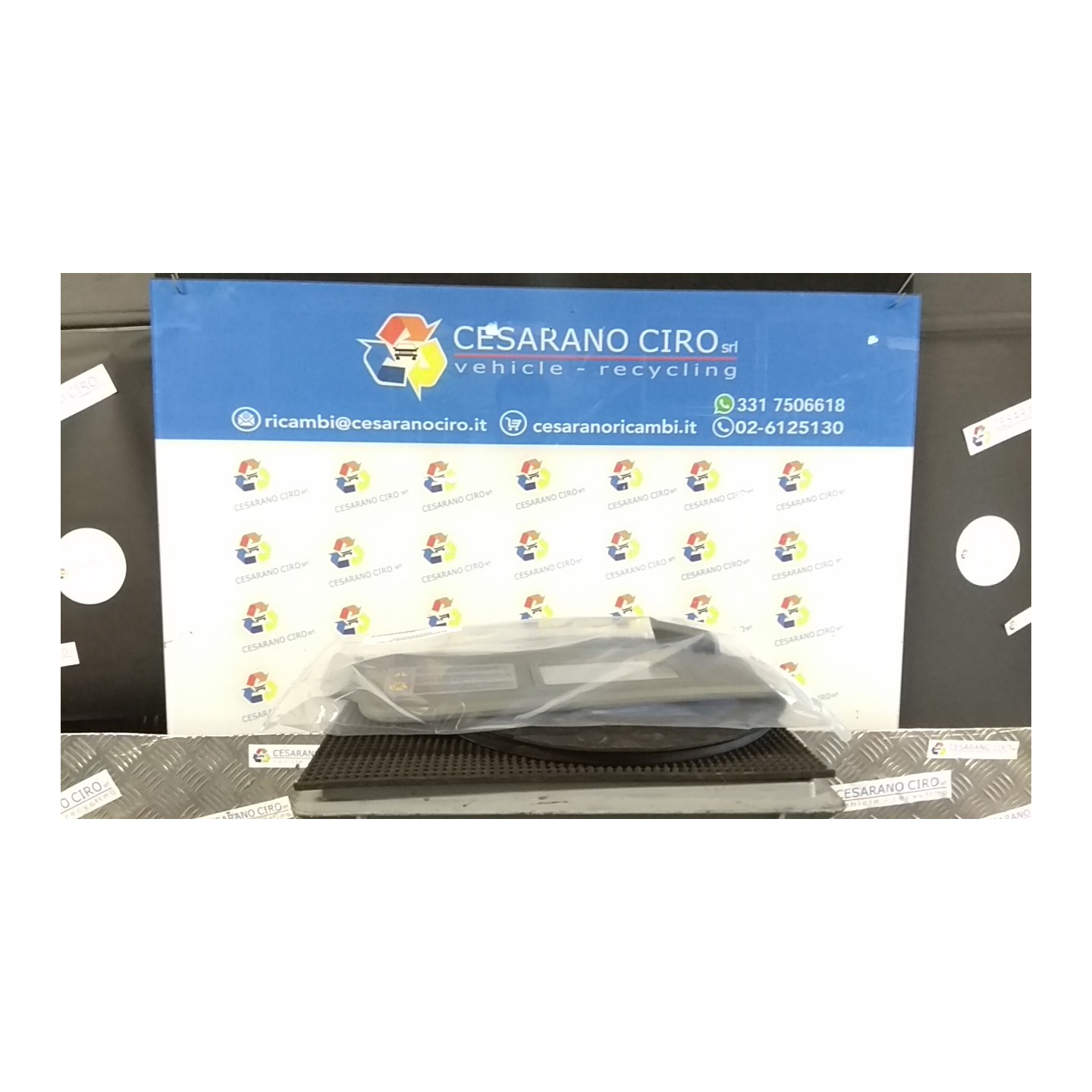 ALETTA PARASOLE PARABREZZA DX. 040 RENAULT TWINGO 1A SERIE (08/98-09/07) D7FJ7 8200190789