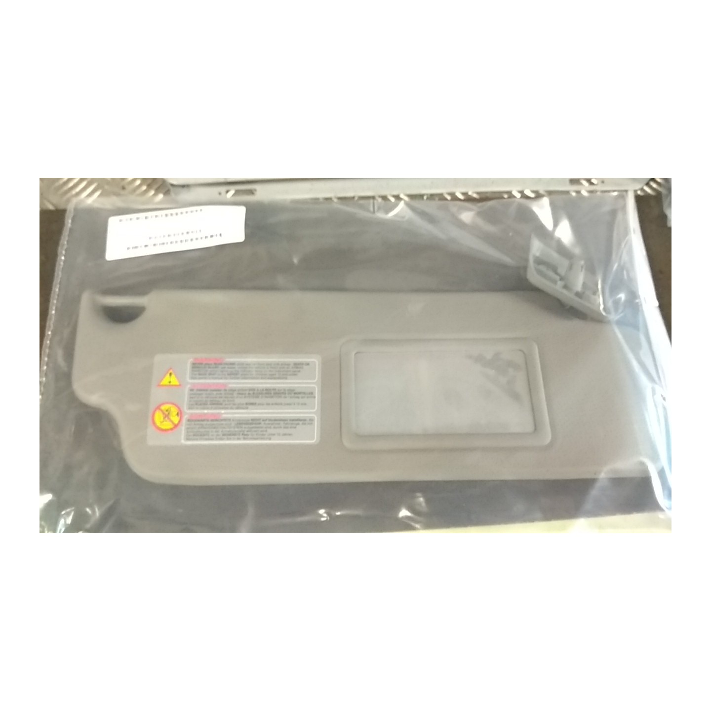 ALETTA PARASOLE PARABREZZA DX. 040 RENAULT TWINGO 1A SERIE (08/98-09/07) D7FJ7 8200190789