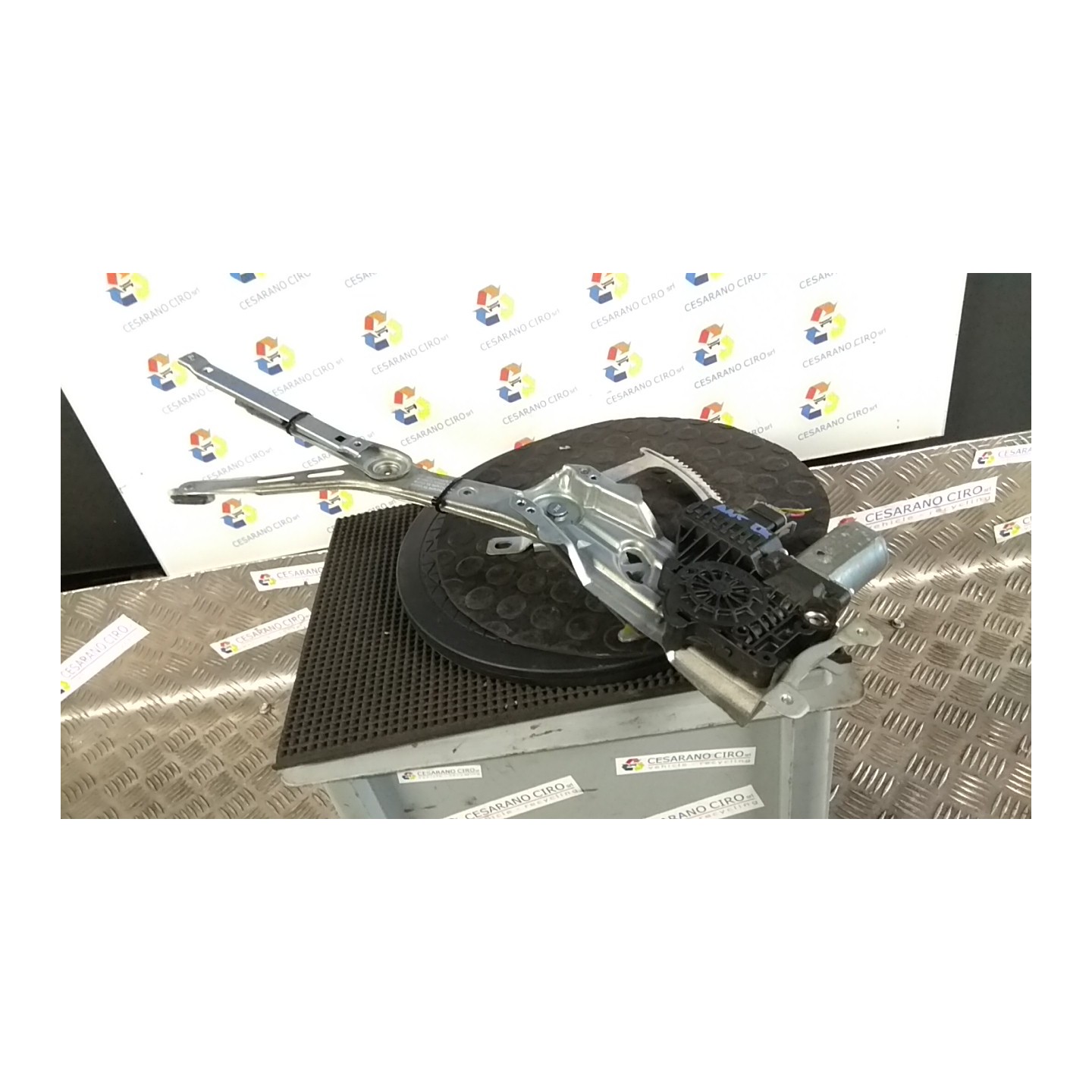 ALZACRISTALLO ELETTR. PORTA ANT. DX. 059 OPEL ASTRA (A04) (01/04-03/11) Z17DTH 93178696