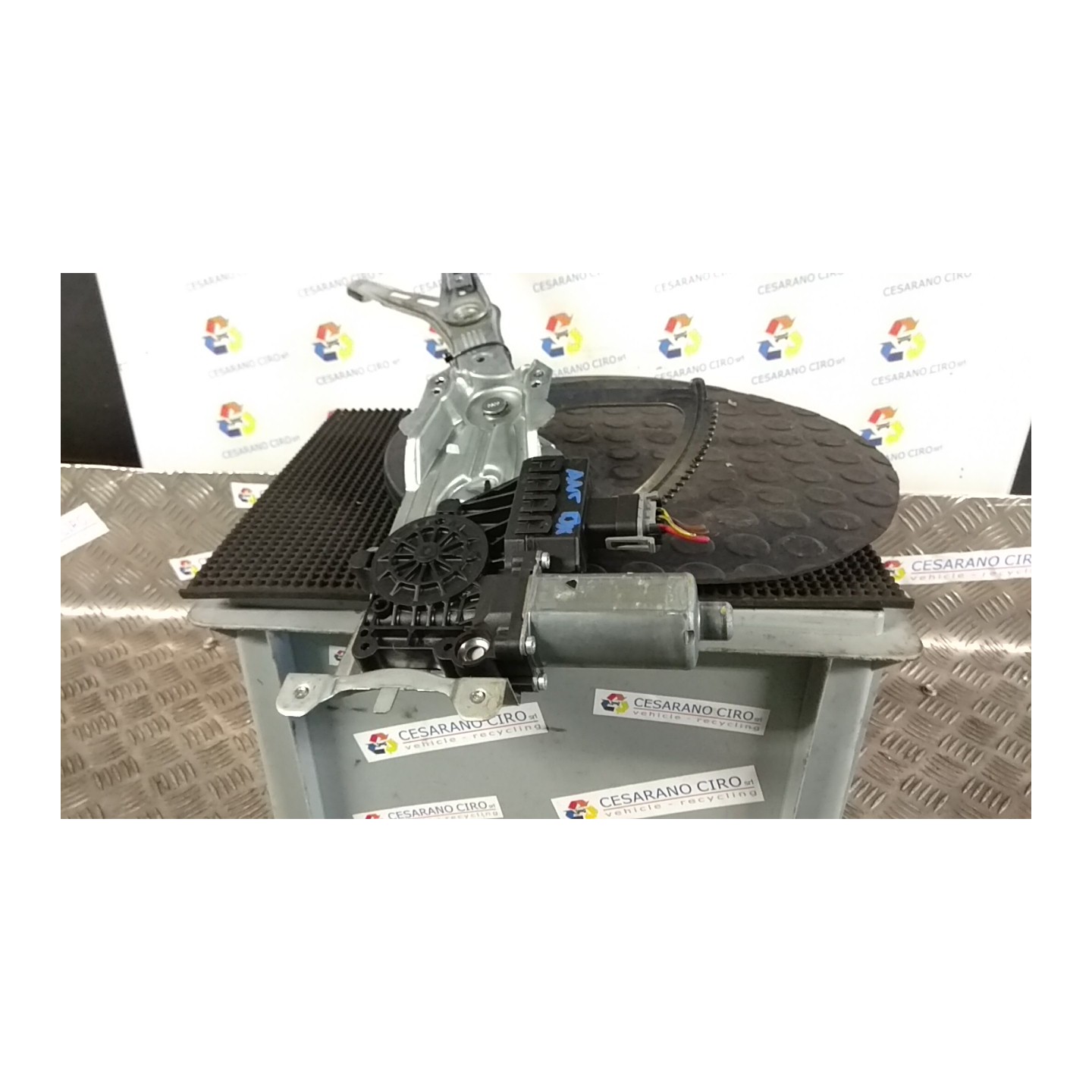 ALZACRISTALLO ELETTR. PORTA ANT. DX. 059 OPEL ASTRA (A04) (01/04-03/11) Z17DTH 93178696