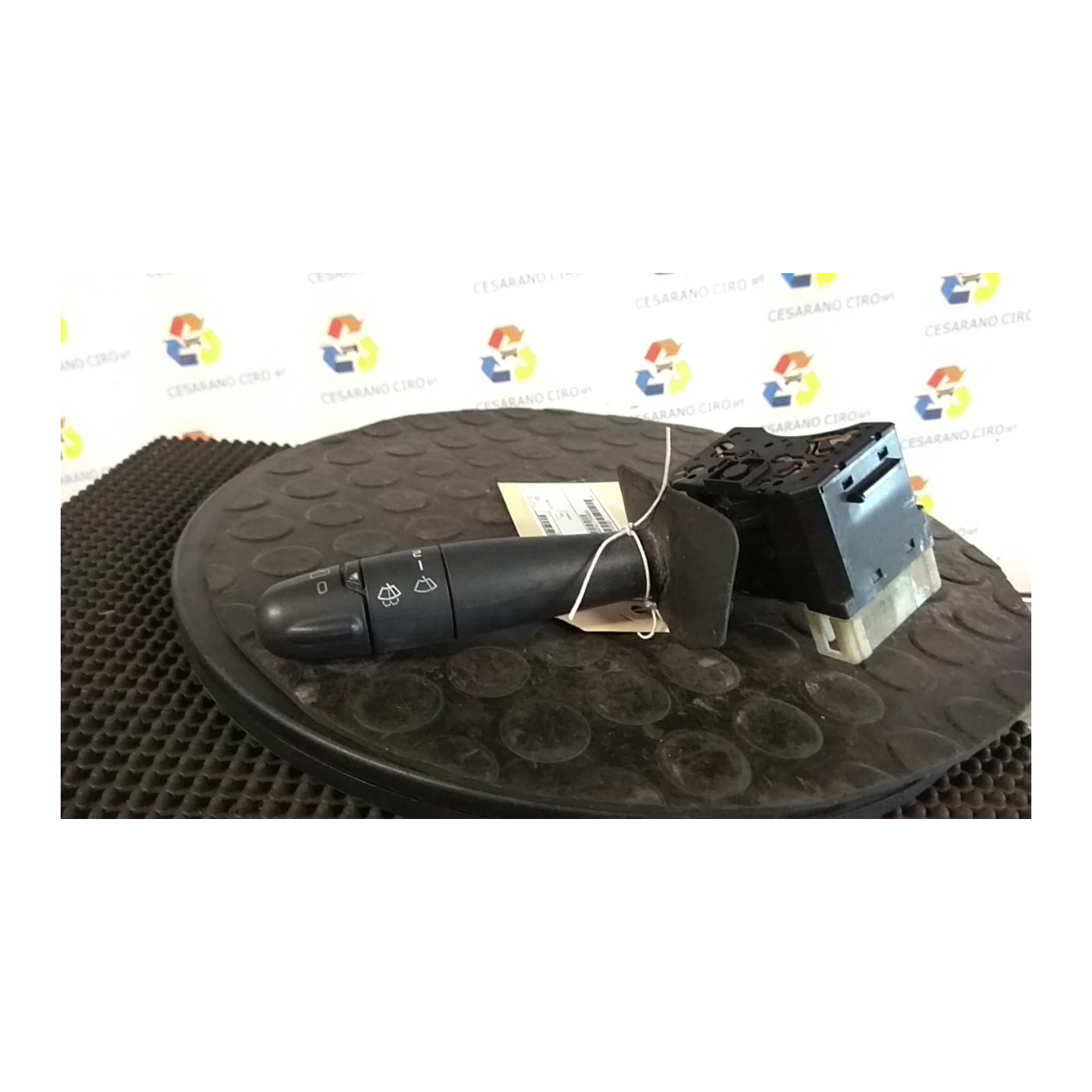 BLOCCO COMANDI TERGICRISTALLI 131 RENAULT CLIO 2A SERIE (04/98-04/01) D7FD7 7701045282