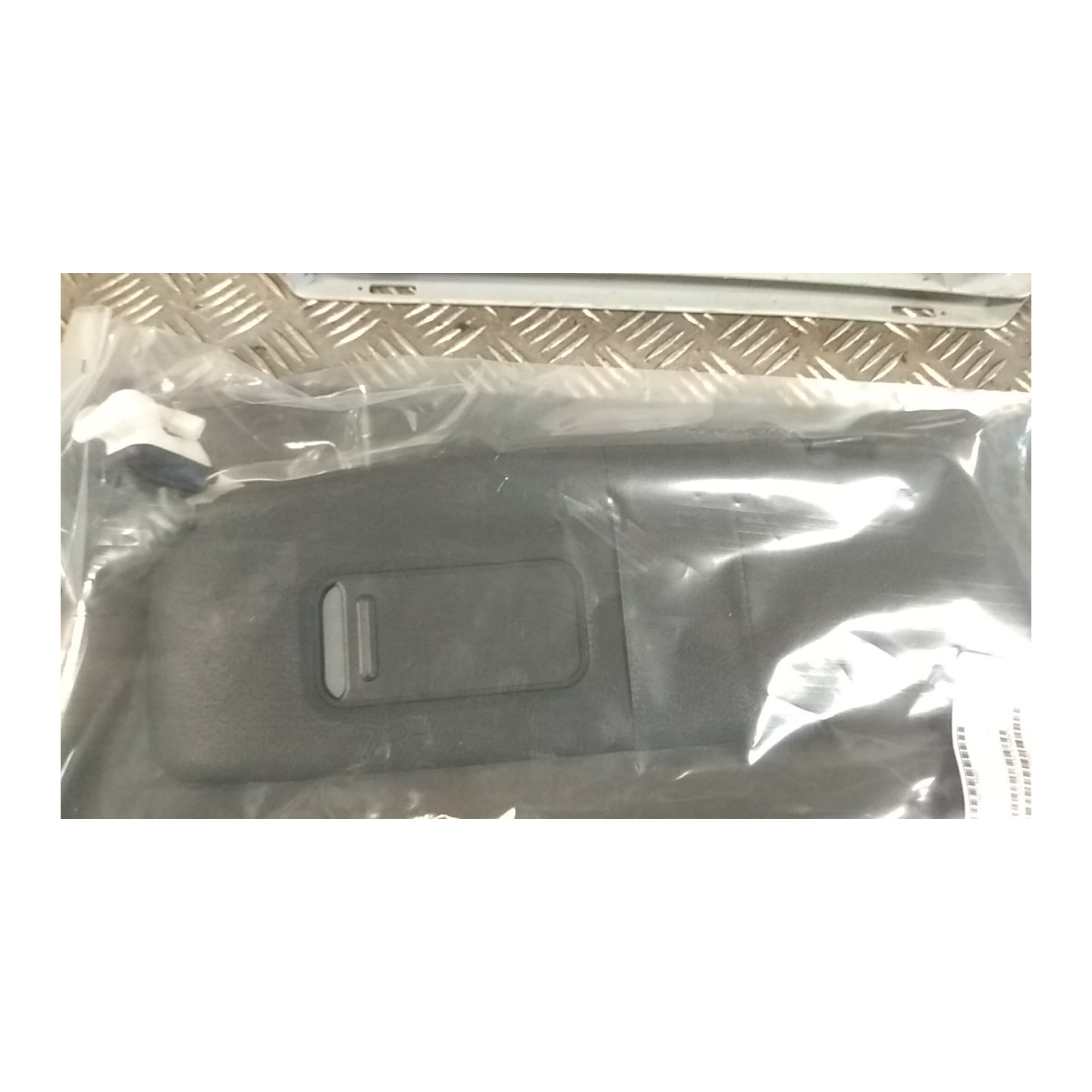 ALETTA PARASOLE PARABREZZA SX. 007 BMW SERIE 2 (F22) COUP? (11/13-) B47D20A 51448057937