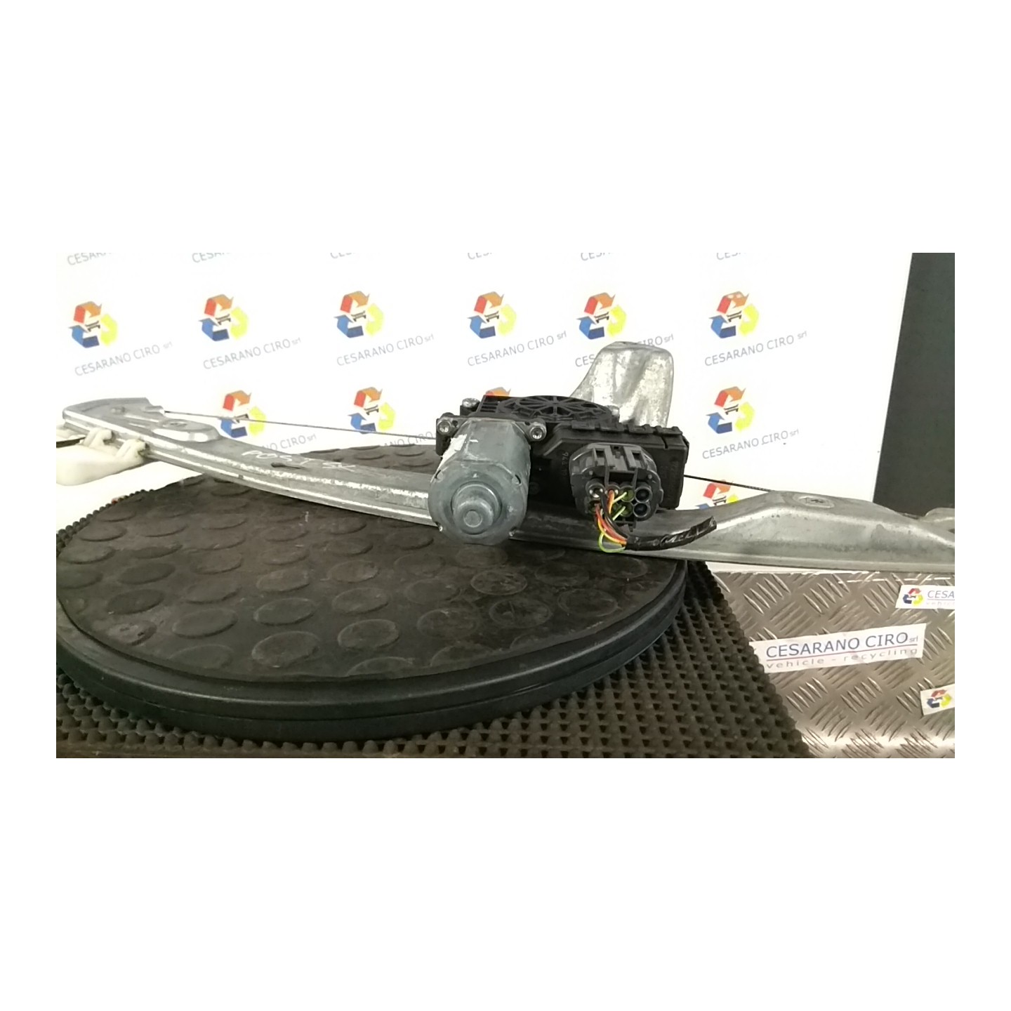 ALZACRISTALLO ELETTR. PORTA POST. C/MOTORINO SX. 020 JAGUAR X-TYPE (02/01-05/10) XB C2S44895