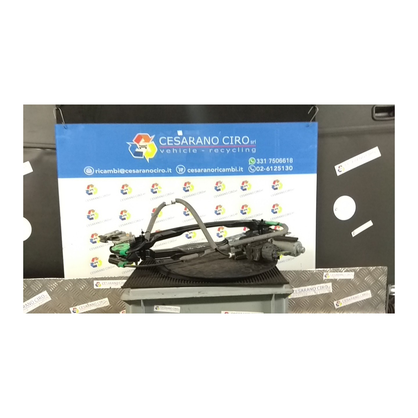 ALZACRISTALLO ELETTR. PORTA ANT. C/MOTORINO SX. 022 JAGUAR X-TYPE (02/01-05/10) XB C2S51554