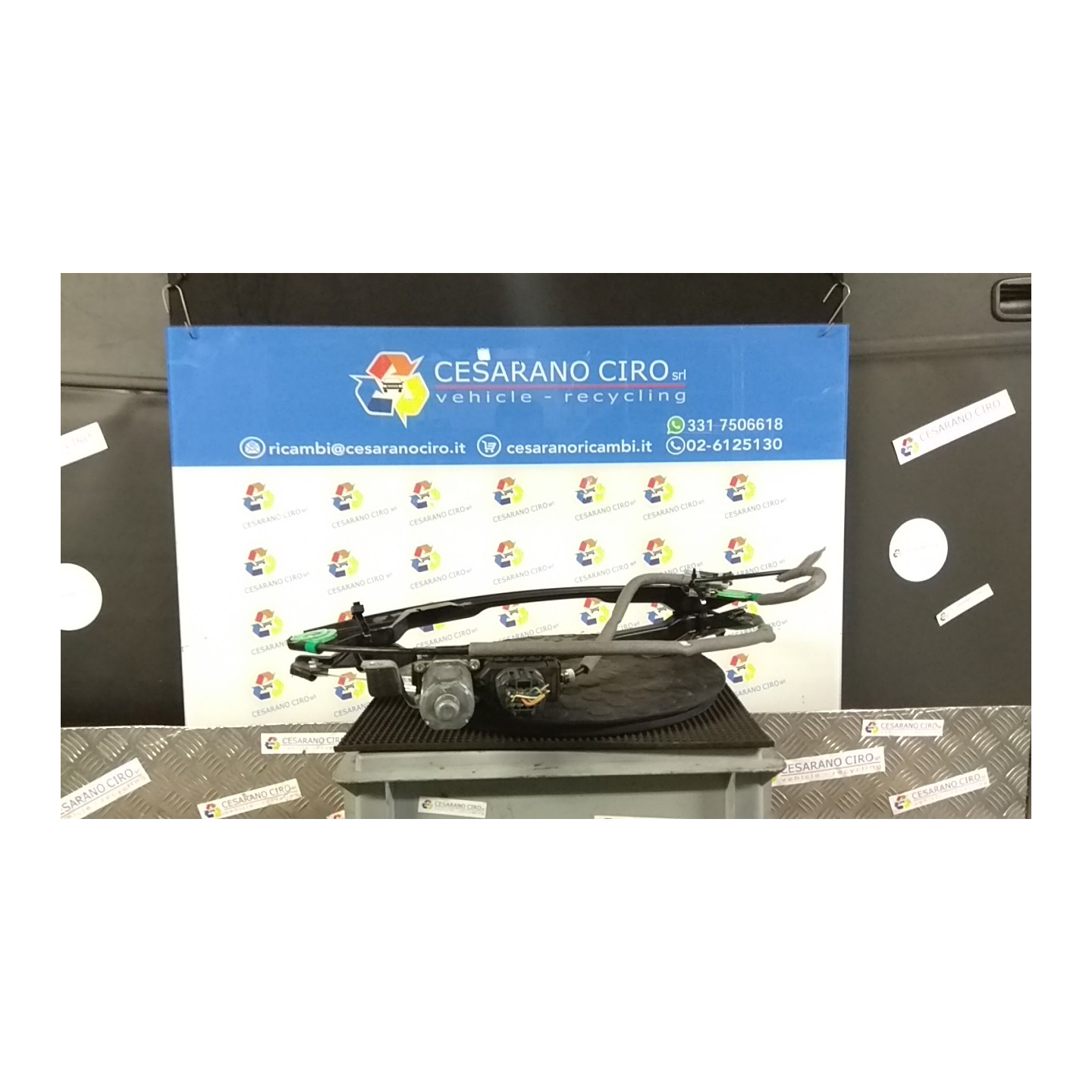 ALZACRISTALLO ELETTR. PORTA ANT. C/MOTORINO DX. 023 JAGUAR X-TYPE (02/01-05/10) XB C2S51553