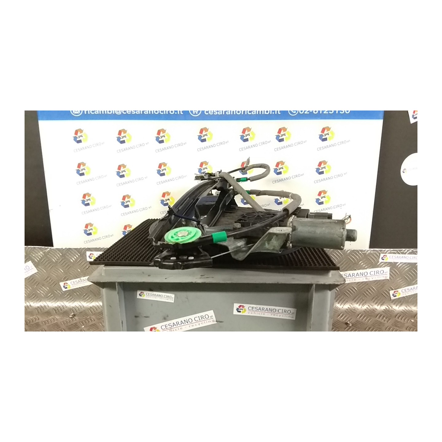 ALZACRISTALLO ELETTR. PORTA ANT. C/MOTORINO DX. 023 JAGUAR X-TYPE (02/01-05/10) XB C2S51553