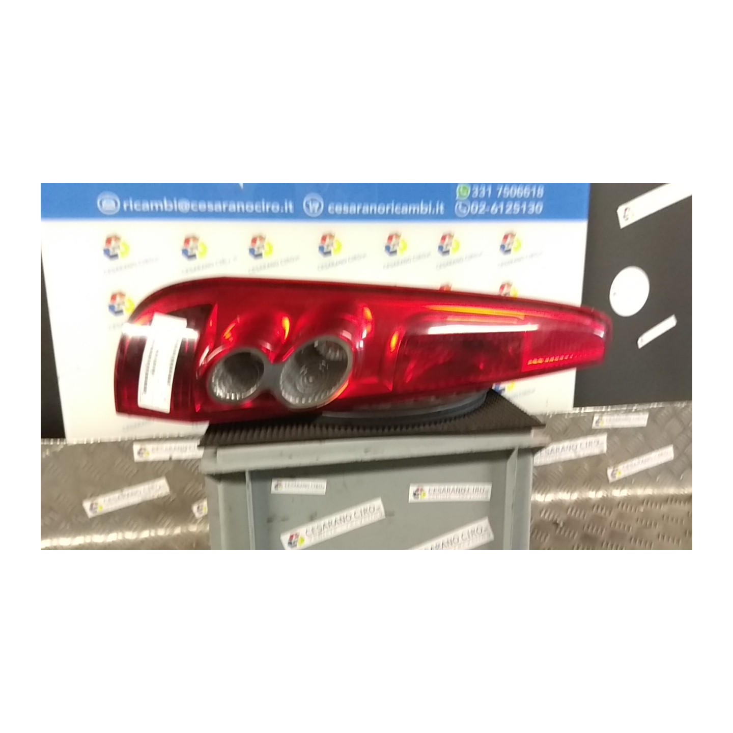 FANALE POST. SX. 101 FORD FIESTA (CBK) (03/02-12/05) FUJA 1324578
