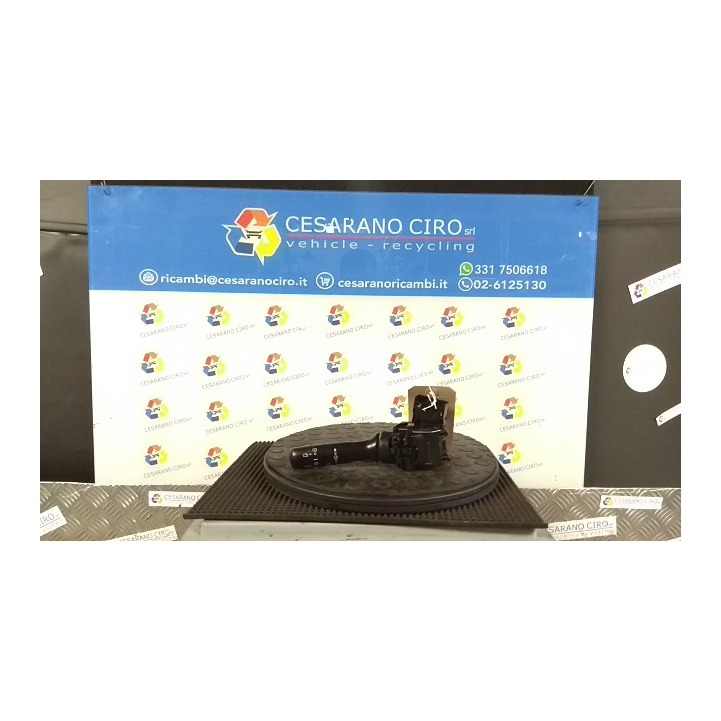 BLOCCO COMANDI TERGICRISTALLI 181 TOYOTA YARIS (11/05-02/12) 1KRFE 846520D030