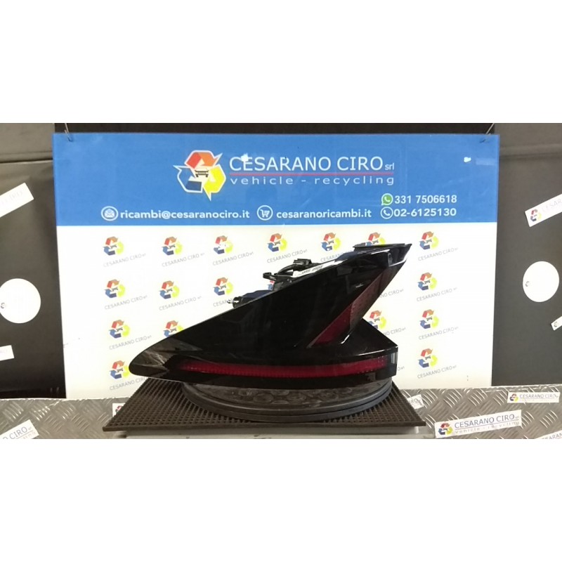 FANALE POST. PARTE EST. DX. 169 HYUNDAI TUCSON PLUG-IN (04/21-) G4FT 92402N7000