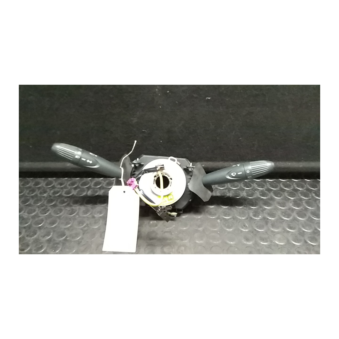 DEVIOGUIDASGANCIO 119 FORD KA (CCU) (10/08-) 169A4000 1790293