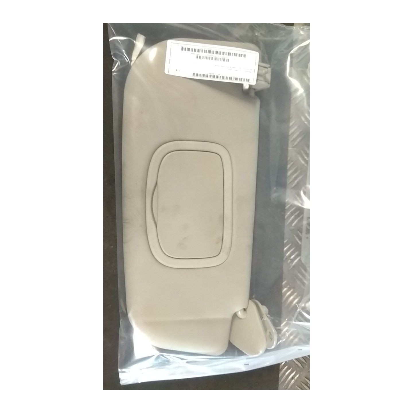 ALETTA PARASOLE PARABREZZA DX. 060 ALFA ROMEO 147 (W8) (10/04-07/11) 937A3000 156070684