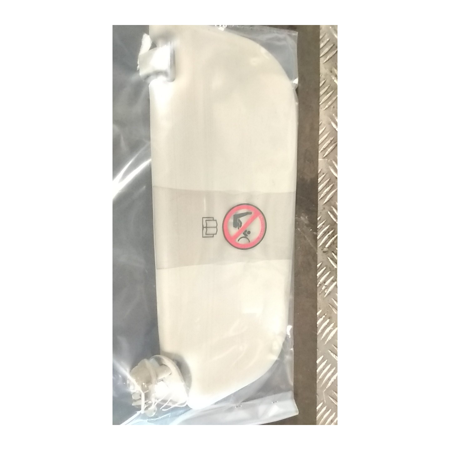 ALETTA PARASOLE PARABREZZA DX. 060 ALFA ROMEO 147 (W8) (10/04-07/11) 937A3000 156070684