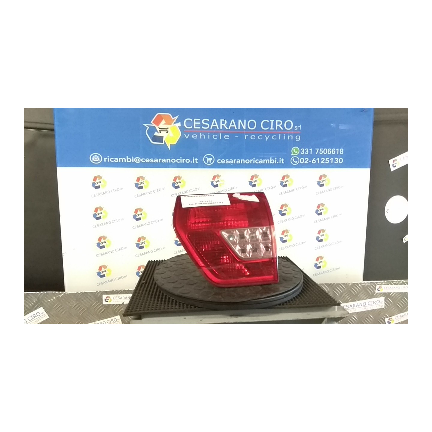 FANALE POST. PARTE INT. DX. 165 CITROEN C5 (X7) (02/08-) 4HT 6351EZ