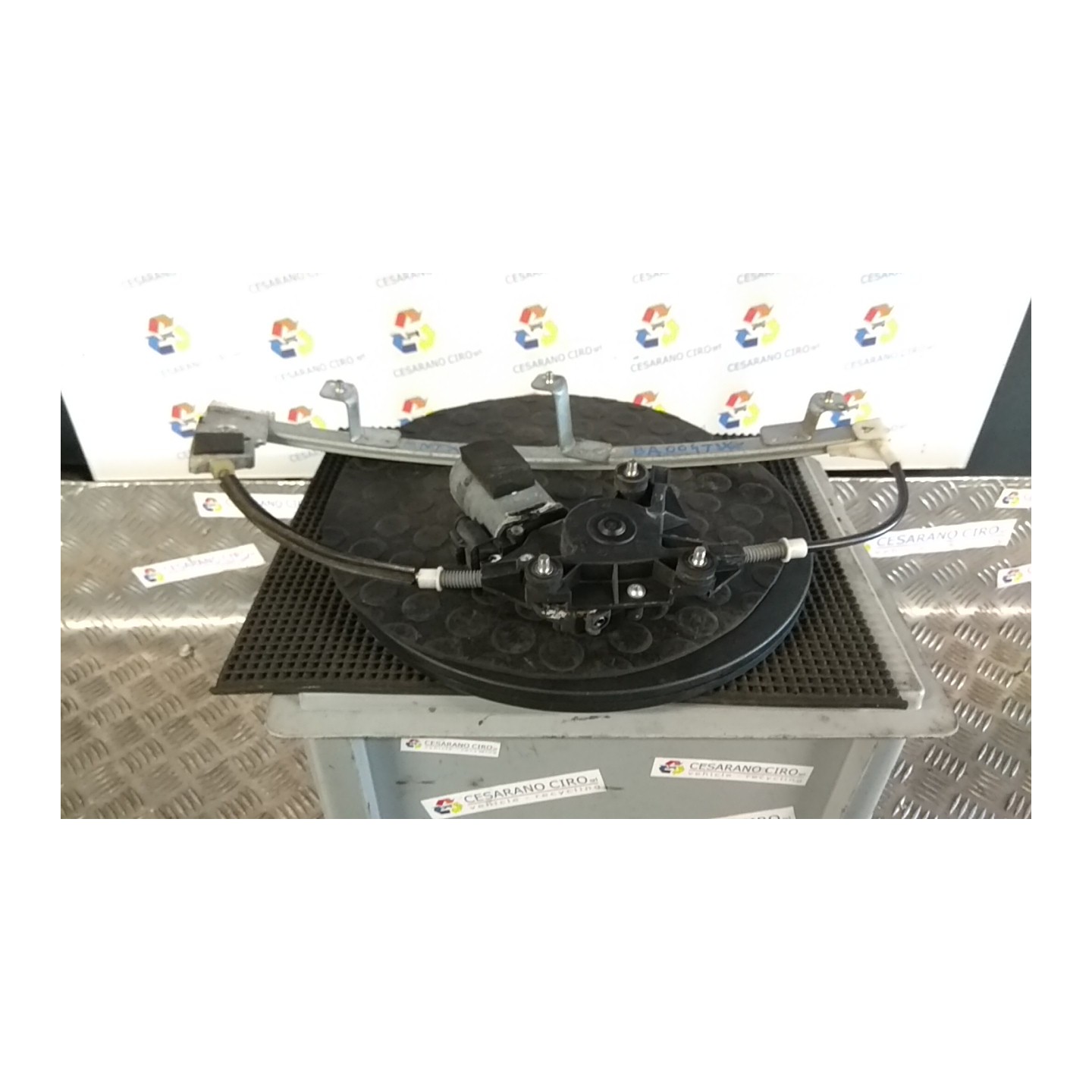 ALZACRISTALLO ELETTR. PORTA ANT. CON MOTORINO DX. 031 ALFA ROMEO 156 1A SERIE (10/97-03/00) AR32301 60672277