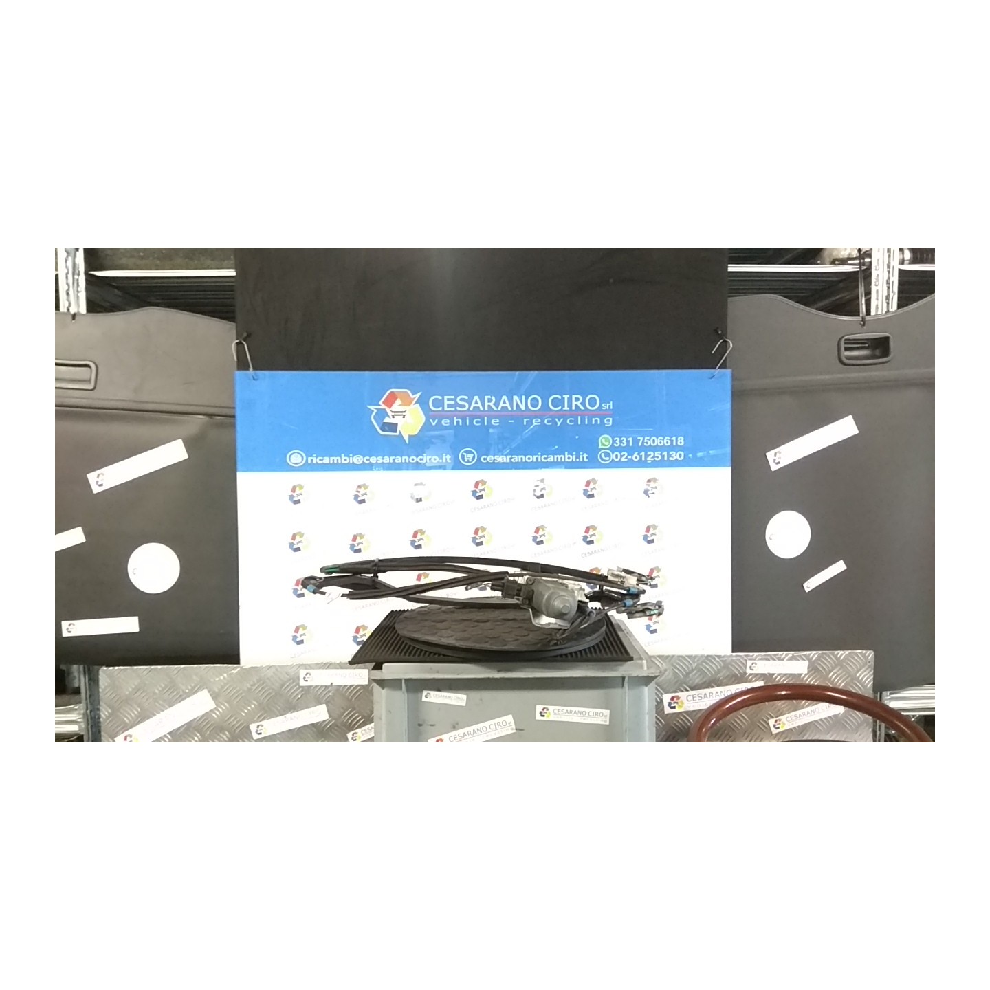 ALZACRISTALLO ELETTR. PORTA ANT. SX. 054 VOLKSWAGEN POLO 3A SERIE (11/94-09/01) AER 6N3837461