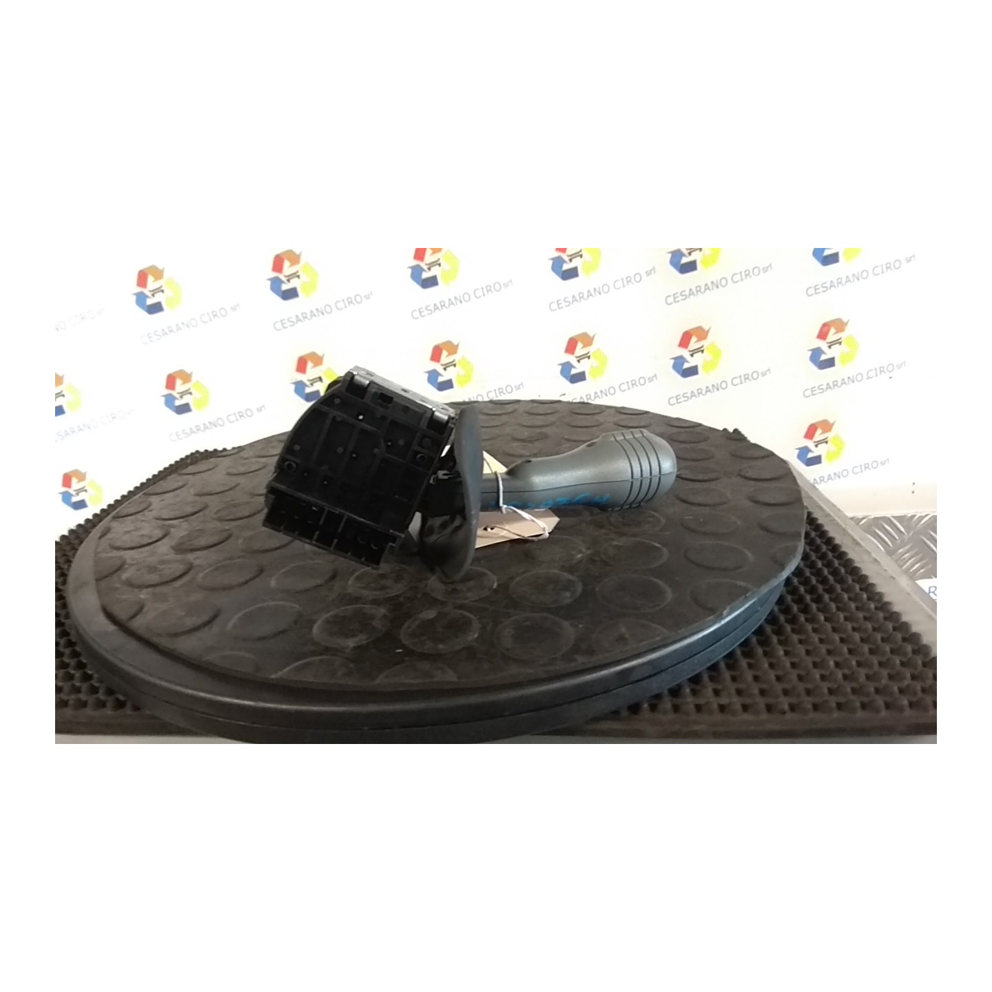 BLOCCO COMANDI TERGICRISTALLI 070 RENAULT TWINGO 1A SERIE (08/98-09/07) D7FF7 7701054306