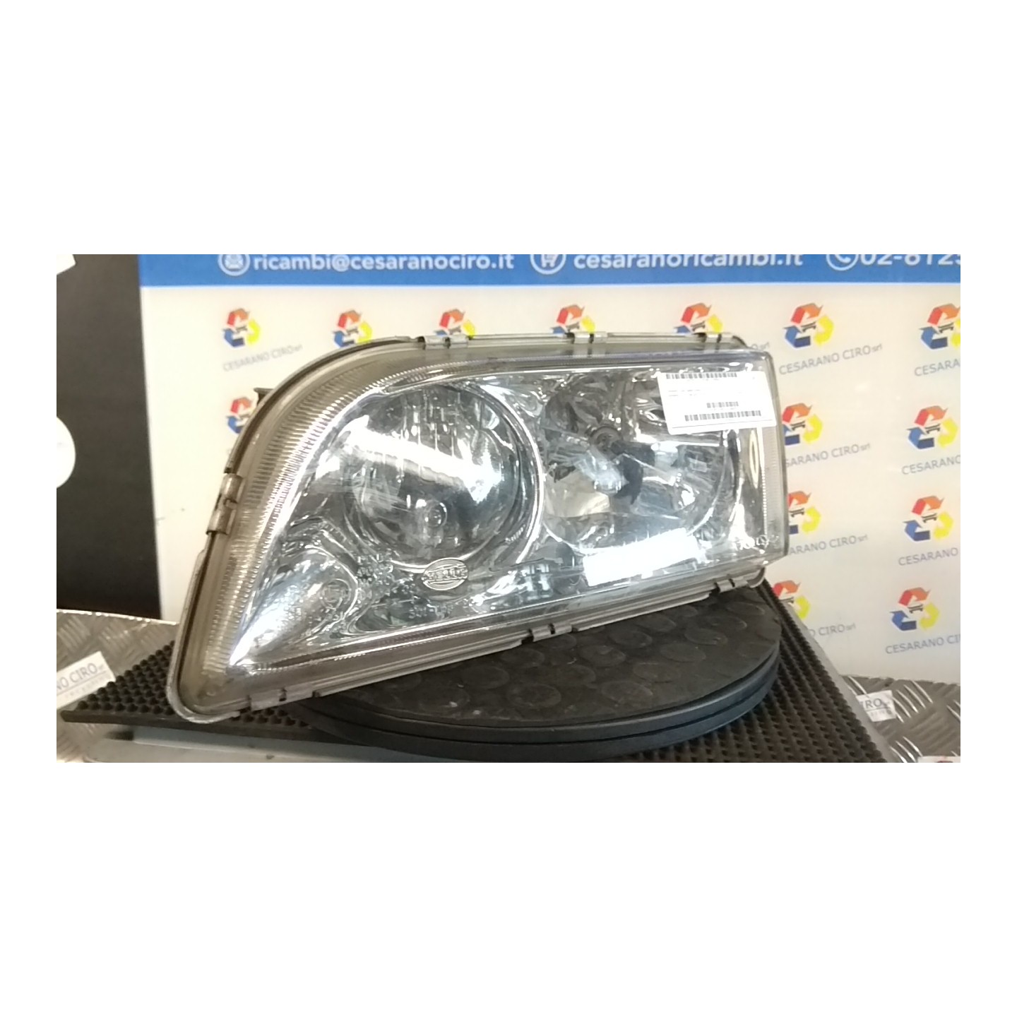 PROIETTORE SX. 084 VOLVO V40 (04/00-03/04) D4192T3 3345702