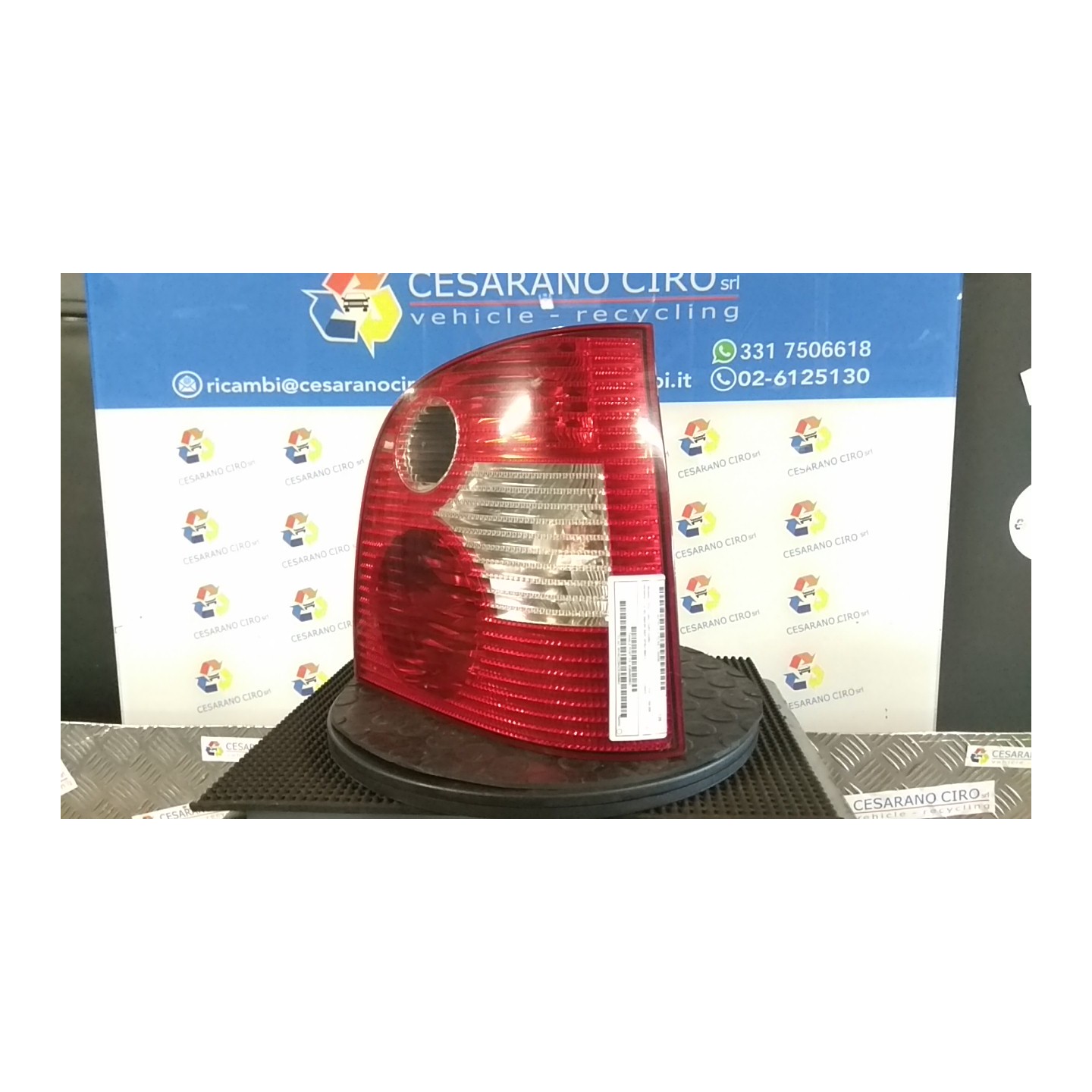 FANALE POST. DX. 095 VOLKSWAGEN POLO (9N) (10/01-03/05) BBY 6Q6945096G