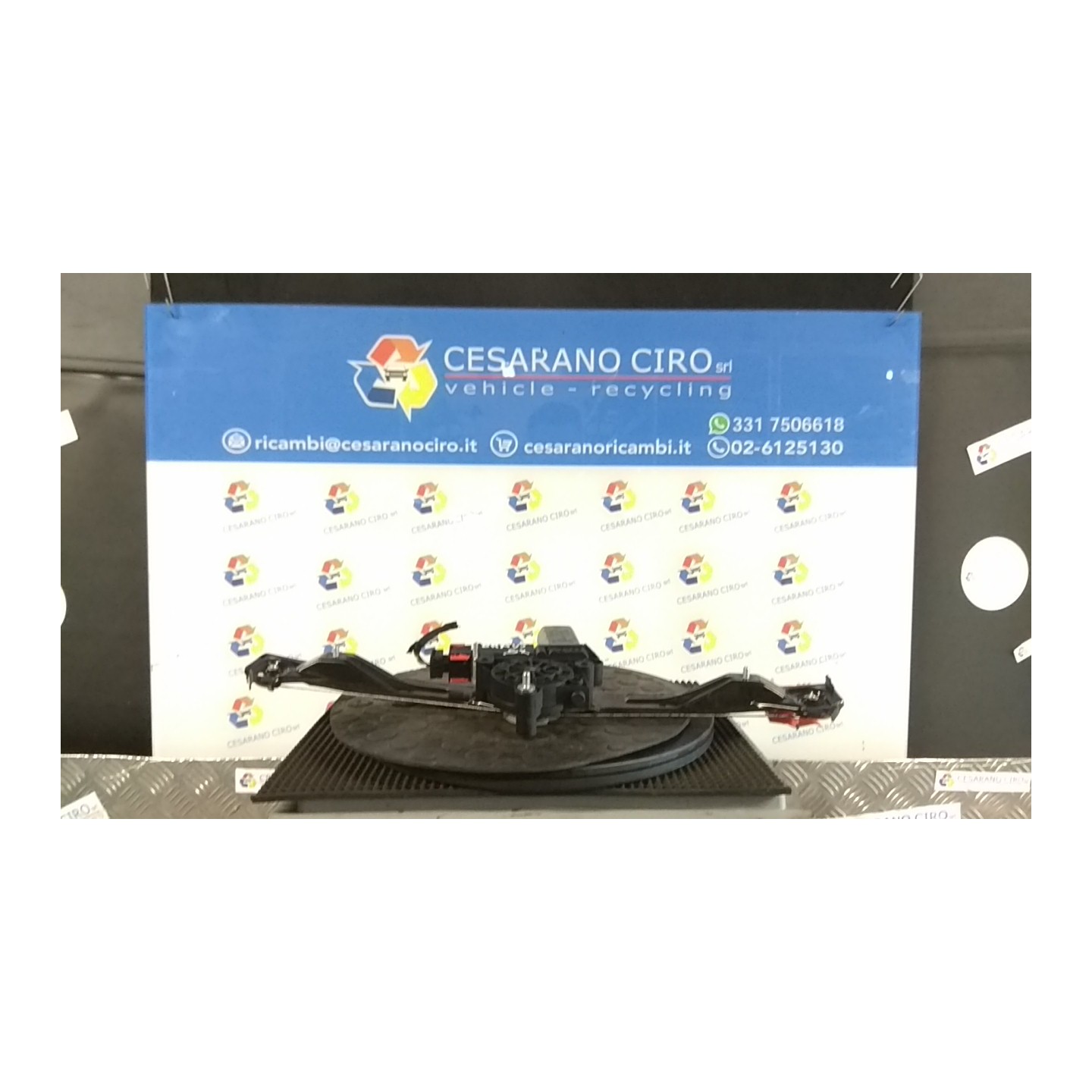 ALZACRISTALLO ELETTR. PORTA ANT. C/M SX. 042 FIAT BRAVO (3L) (01/07-03/10) 192A8000 51827394
