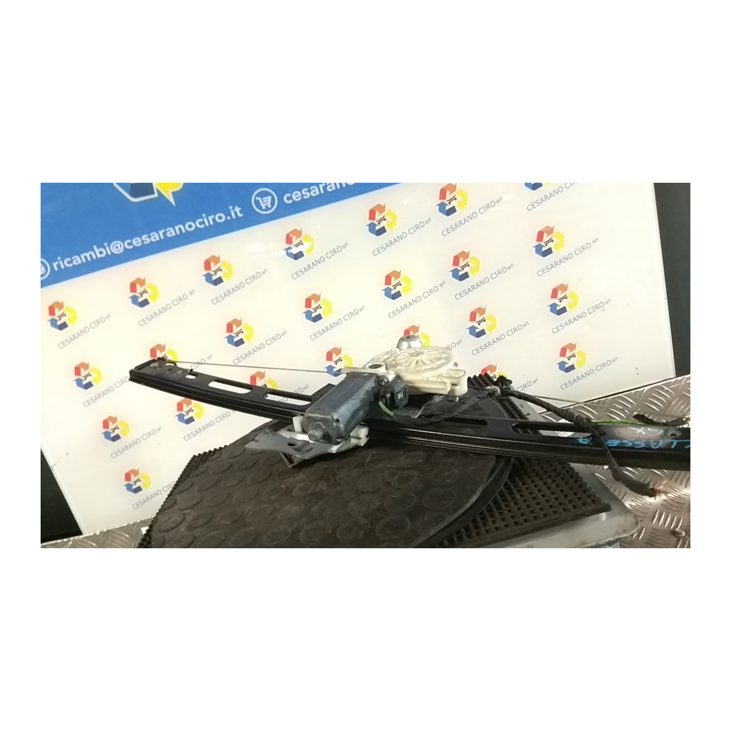 ALZACRISTALLO ELETTR. PORTA ANT. 09- SX. 044 MERCEDES-BENZ CLASSE A (W168) (03/01-06/04) 668942 A1687201946