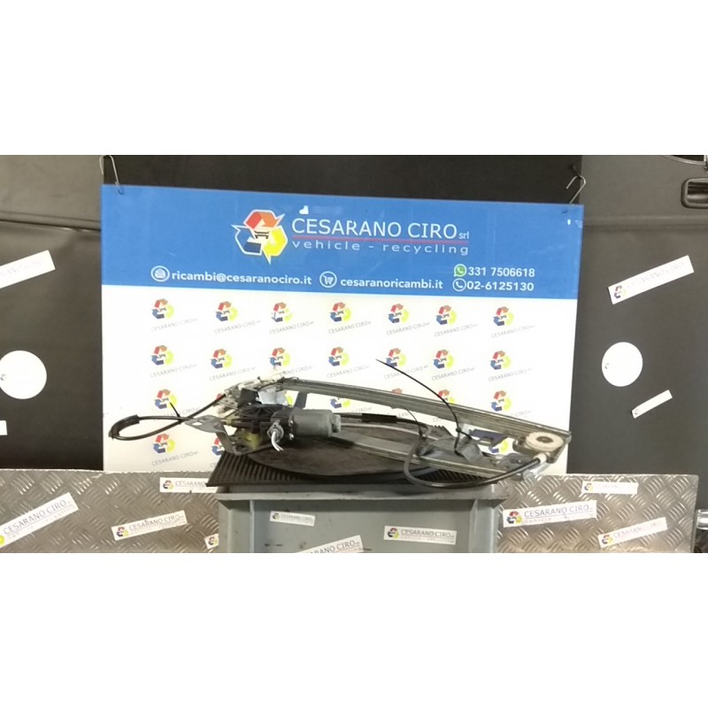 ALZACRISTALLO ELETTR. PORTA ANT. CON SX. 046 RENAULT KANGOO (01/08-) K9KD8 807213441R