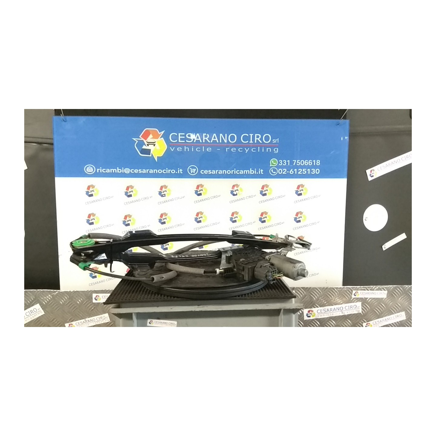 ALZACRISTALLO ELETTR. PORTA POST. C/ SX. 052 JAGUAR X-TYPE (02/01-05/10) XB C2S44895
