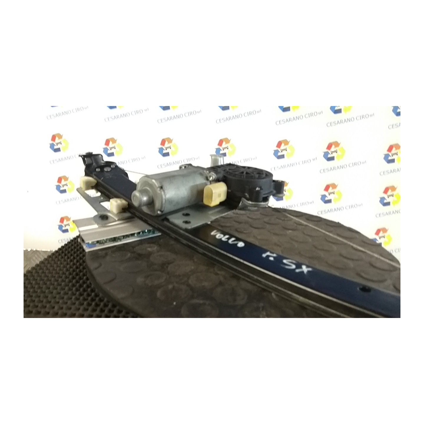ALZACRISTALLO ELETTR. PORTA POST. C/ SX. 059 VOLVO V70/XC70 (01/00-10/07) D5244T4 31253719