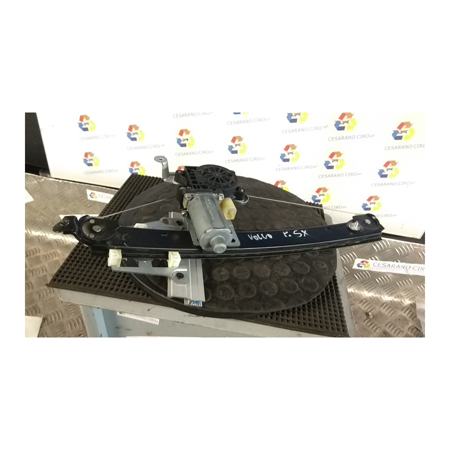 ALZACRISTALLO ELETTR. PORTA POST. C/ SX. 059 VOLVO V70/XC70 (01/00-10/07) D5244T4 31253719