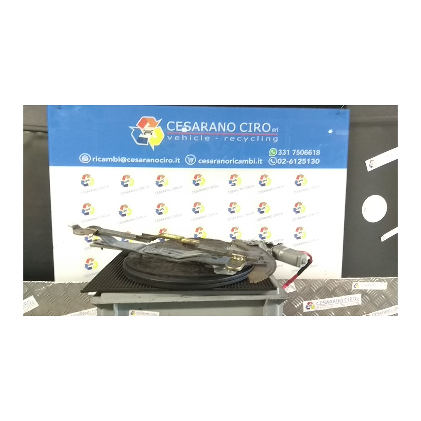 ALZACRISTALLO ELETTR. PORTA POST. SX. 074 SUBARU IMPREZA 2A SERIE (12/00-10/07 EJ20 62222FE011