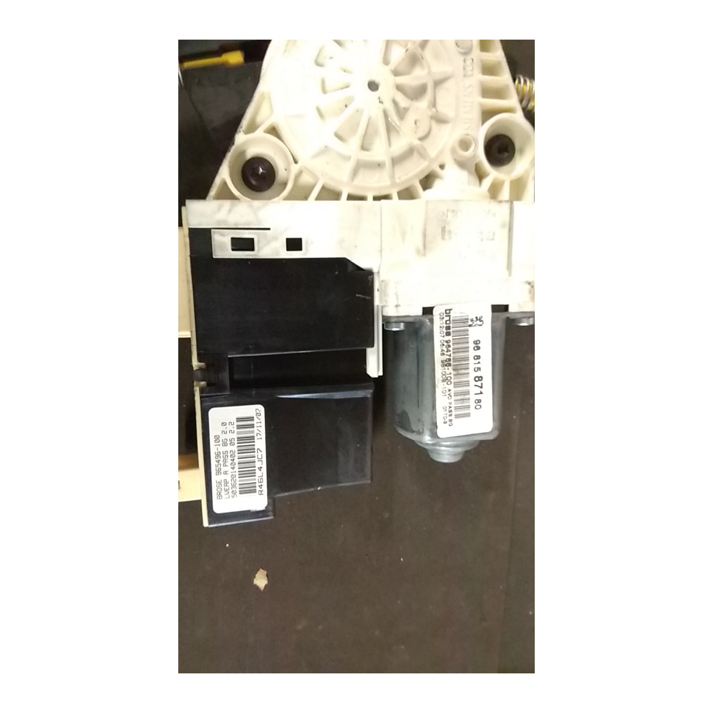 ALZACRISTALLO ELETTR. PORTA ANT. DX. 083 PEUGEOT 307 (07/05-07/08) RHR 9222J9
