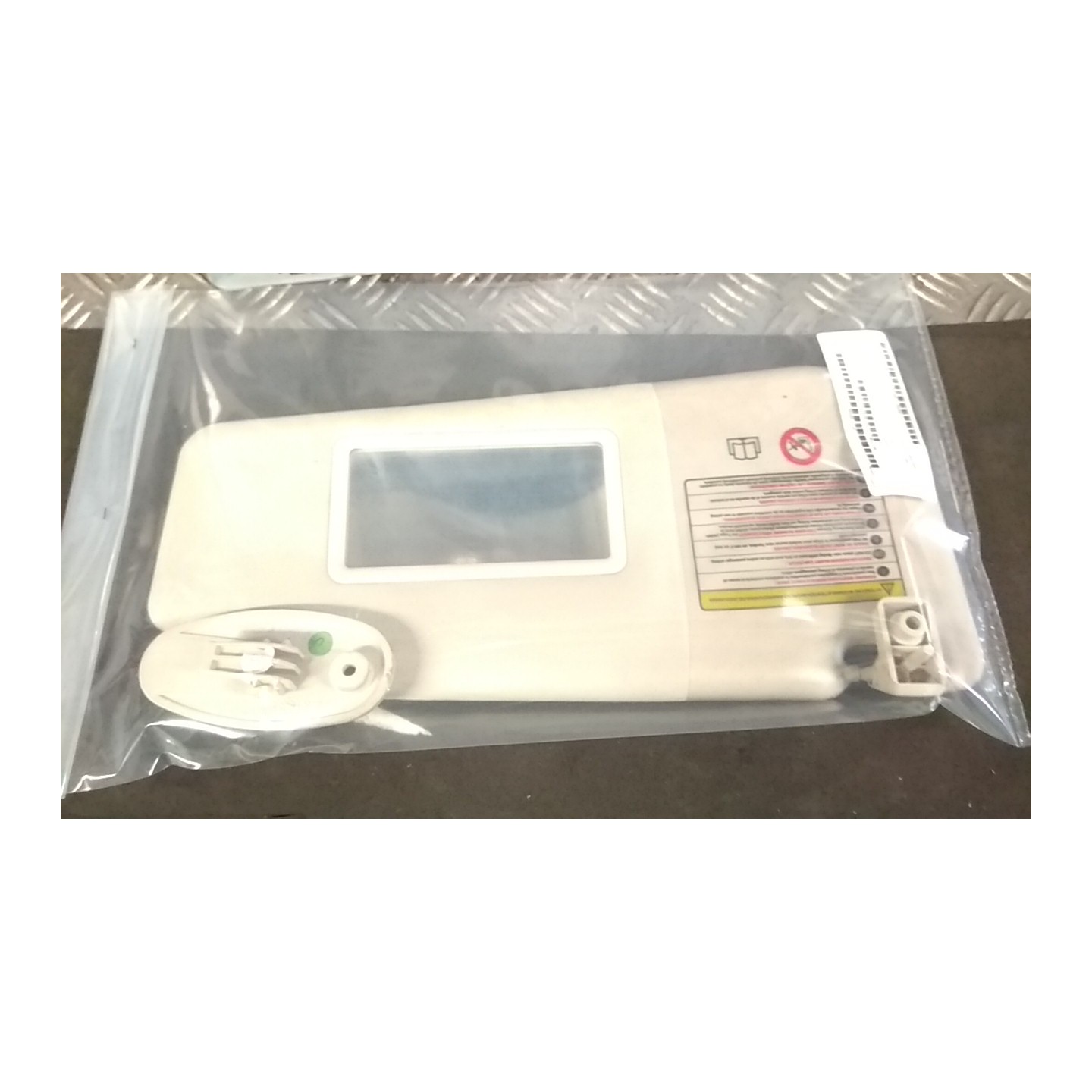 ALETTA PARASOLE PARABREZZA DX. 097 FIAT GRANDE PUNTO (2Y) (06/05-12/08 350A1000 735411165