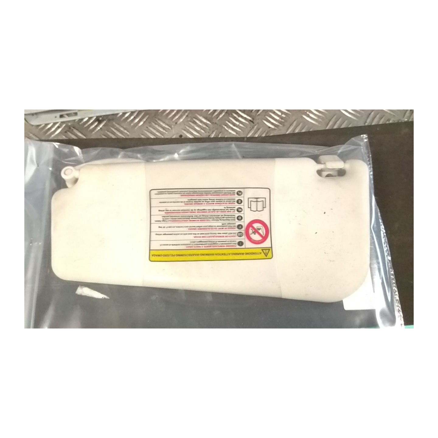 ALETTA PARASOLE PARABREZZA DX. 097 FIAT GRANDE PUNTO (2Y) (06/05-12/08 350A1000 735411165