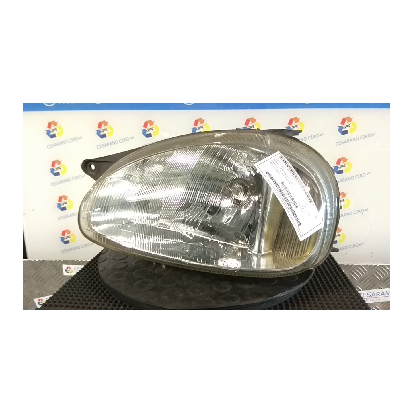 PROIETTORE SX. 002 OPEL CORSA (S93) (01/93-09/00) X12XE 90444786