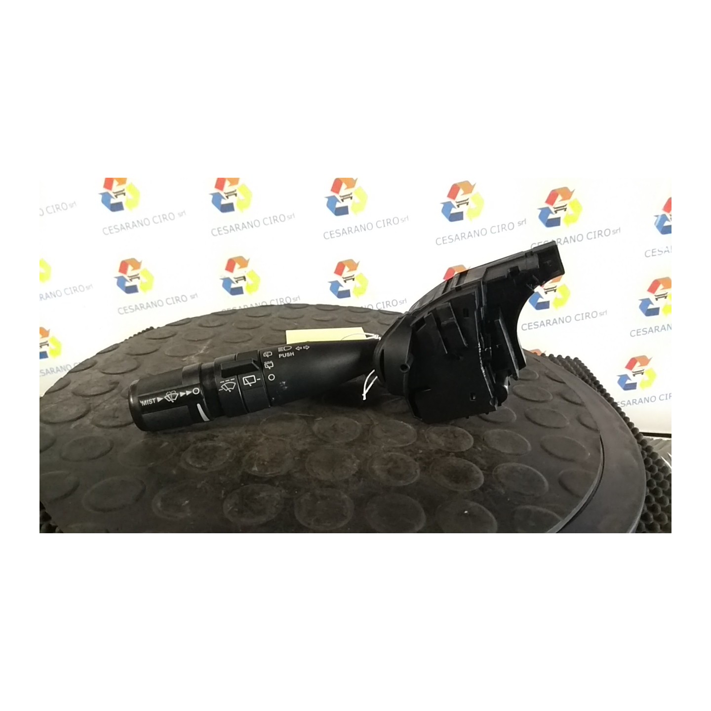 DEVIOGUIDASGANCIO 036 FIAT FREEMONT (24) (04/11-) 939B5000 K56046118AD