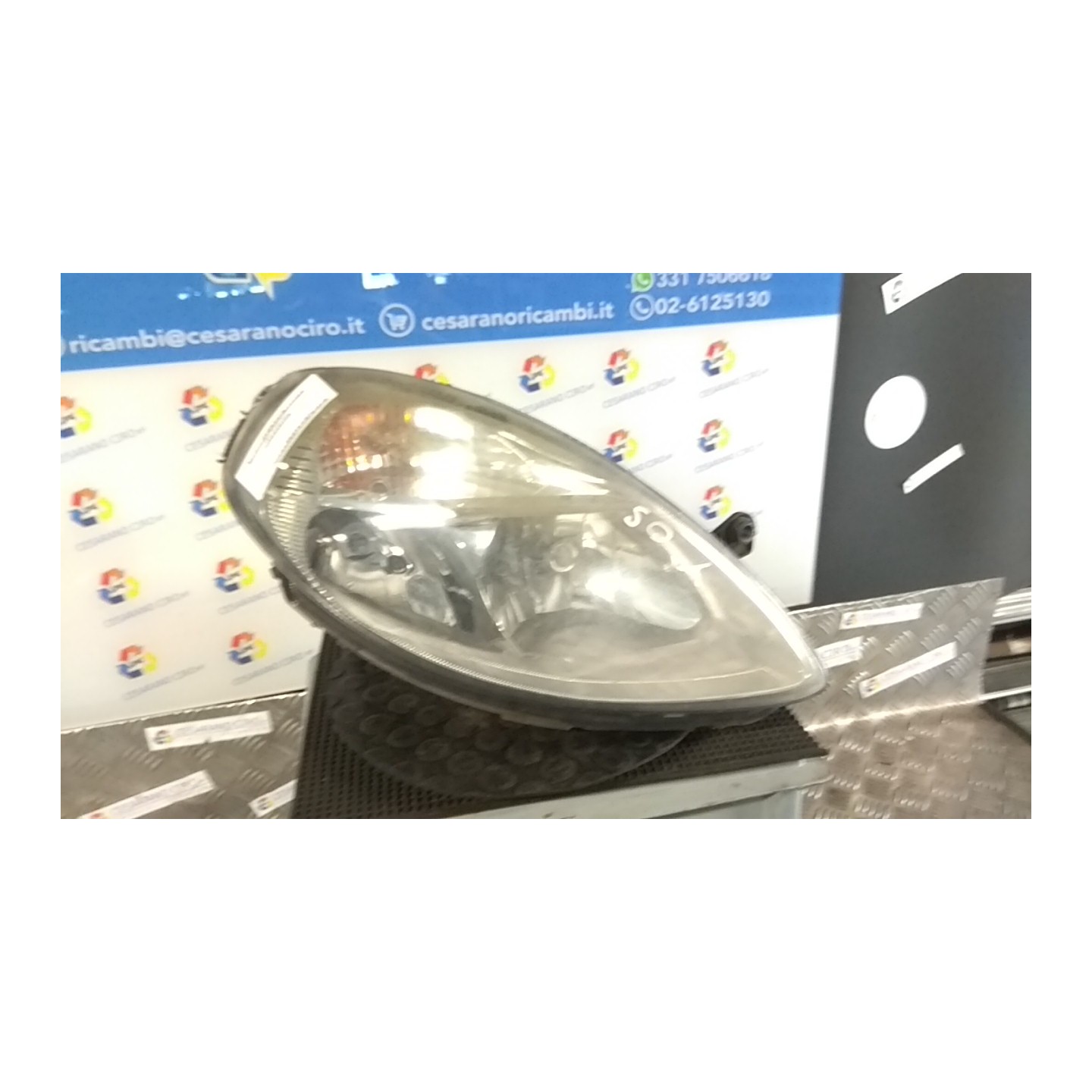 PROIETTORE SX. 052 LANCIA YPSILON (TE) (06/03-09/06) 188A9000 51774224