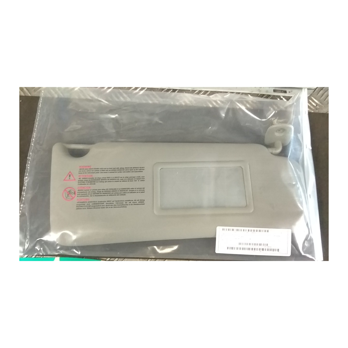 ALETTA PARASOLE PARABREZZA DX. 054 RENAULT CLIO 2A SERIE (05/01-11/10) K9KB7 8200240038