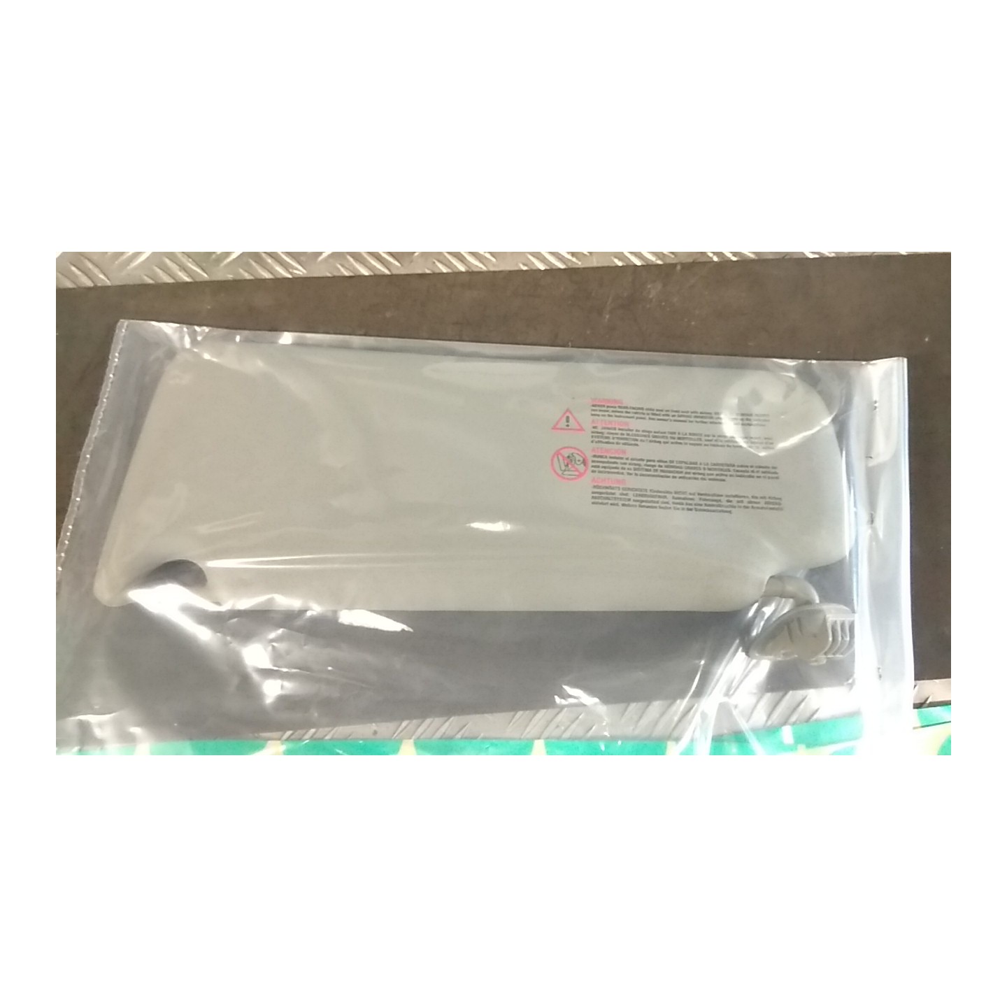 ALETTA PARASOLE PARABREZZA DX. 054 RENAULT CLIO 2A SERIE (05/01-11/10) K9KB7 8200240038