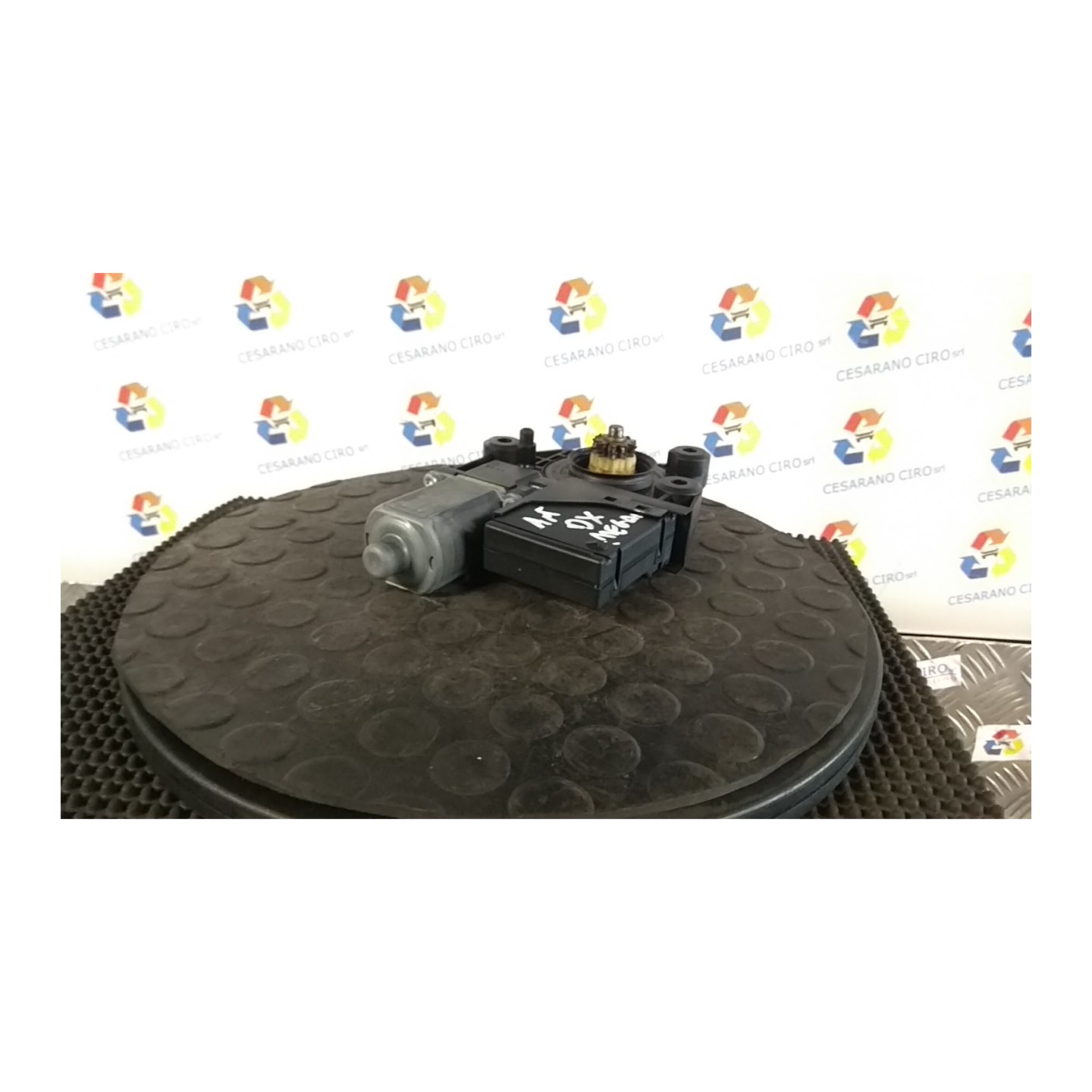 ALZACRISTALLO ELETTR. PORTA ANT. DX. 068 RENAULT MEGANE 3A SERIE (10/08-) K9KJ8 807203154R