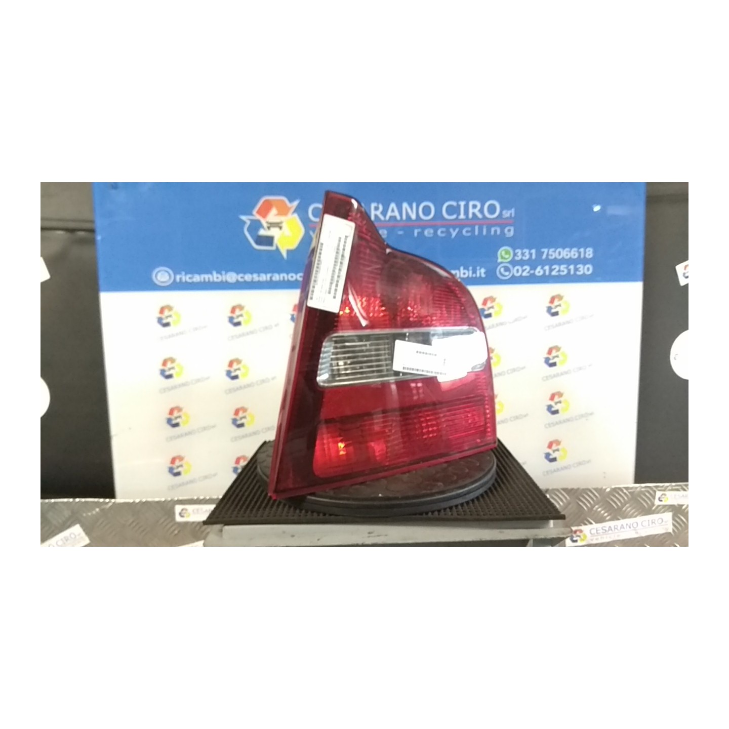 FANALE POST. DX 018 VOLVO S80 (05/98-02/06) D5252T NB0868024018015DX