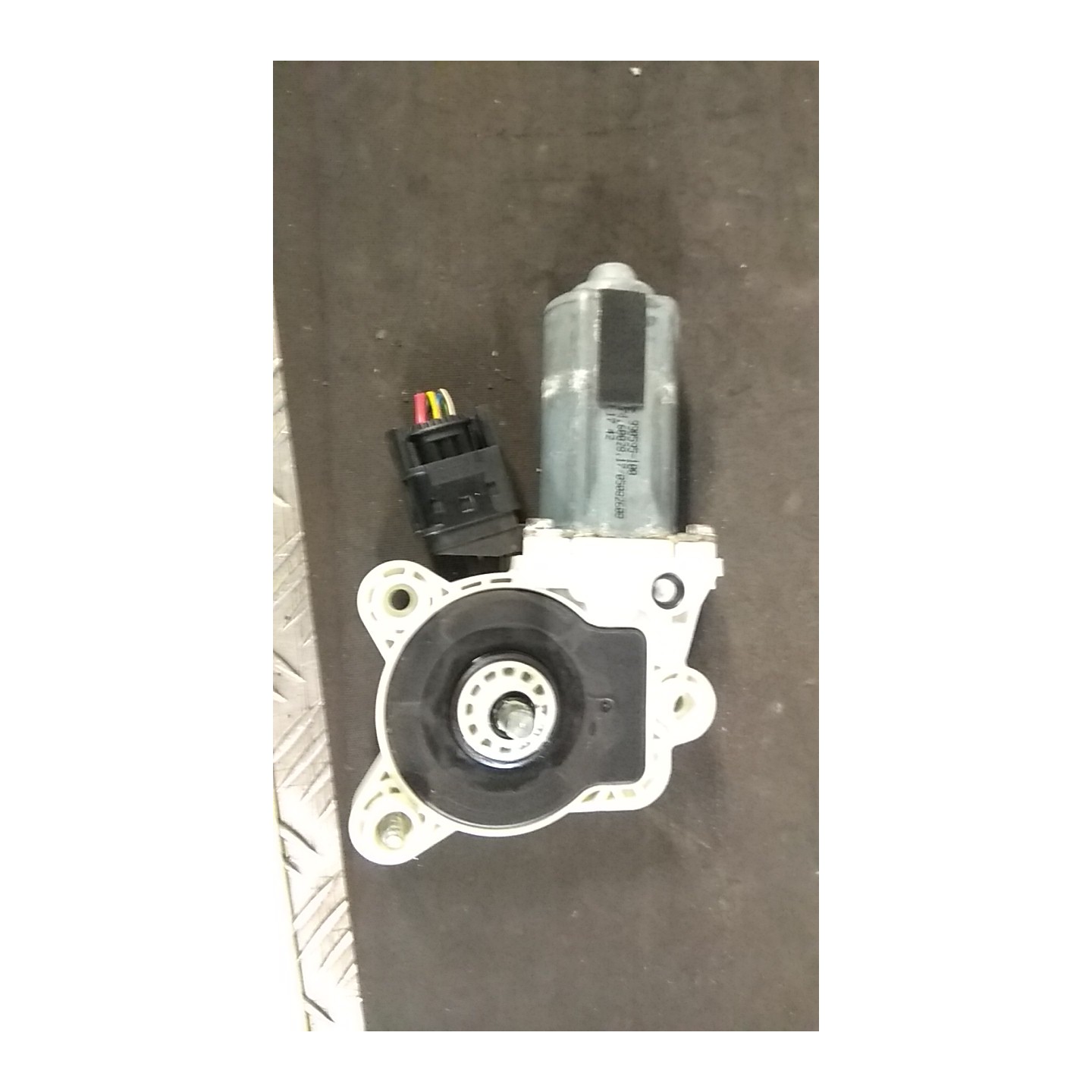 MOTORINO ALZACRISTALLO PORTA ANT. SX 069 MERCEDES CLASSE S   (W/V220) 113966 NB1774000033003035056031SX