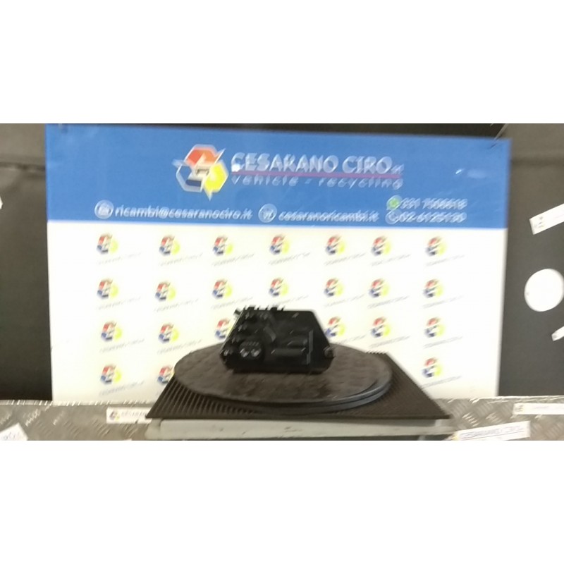 BLOCCO COMANDI REGOLAZIONE SEDILE ANT. SX 070 MERCEDES CLASSE S   (W/V220) 113966 NB6833000033003035056031SX