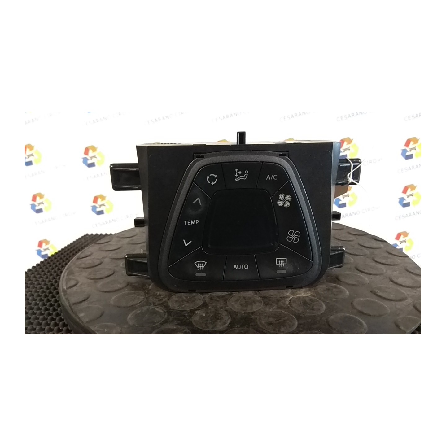 BLOCCO COMANDO CLIMATIZZAZIONE C/A/C 025 TOYOTA AYGO 2A SERIE (06/14-0506/18 1KR-FE 55900YV010