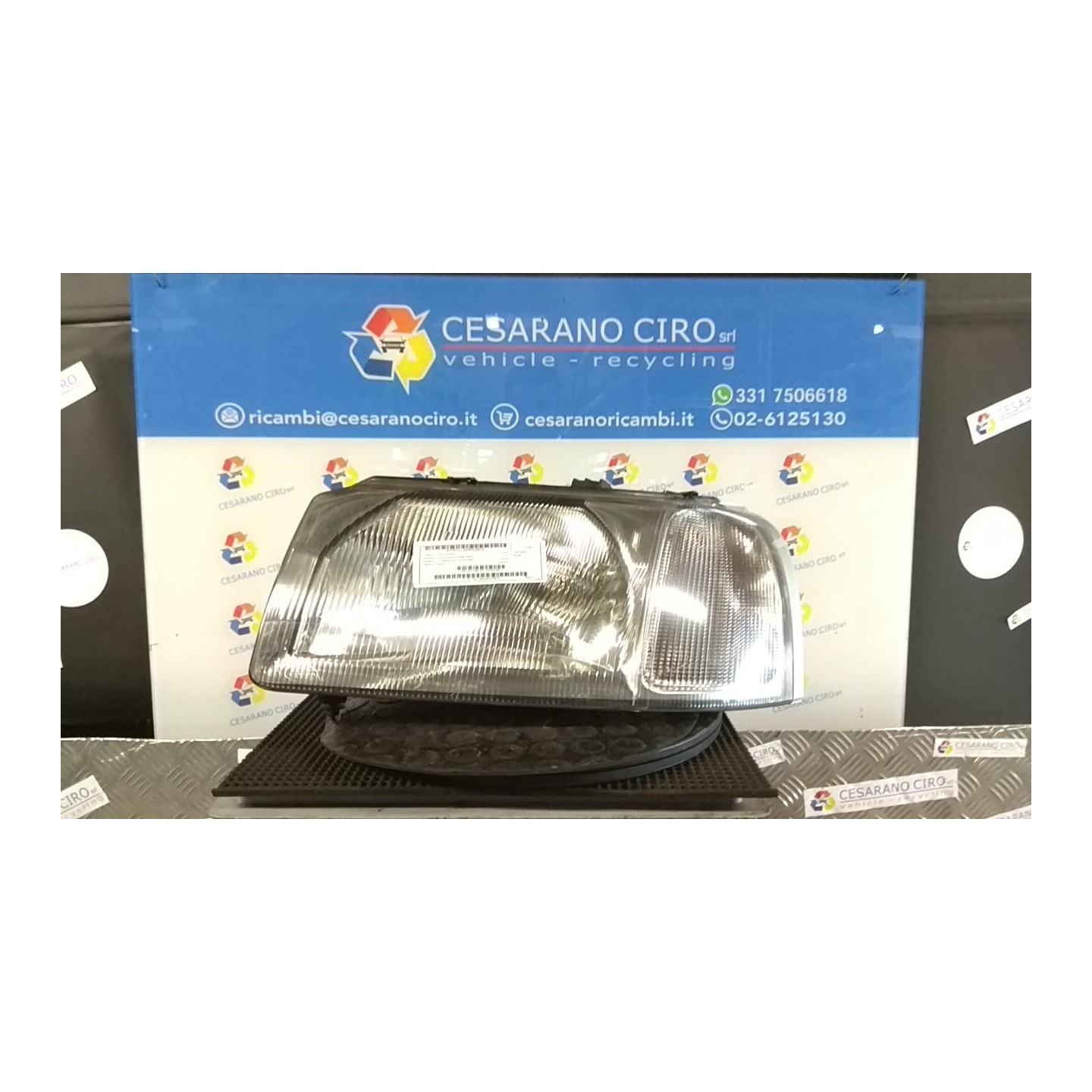 PROIETTORE SX. 102 LAND ROVER FREELANDER (02/98-08/02) 18K4F XBC001750