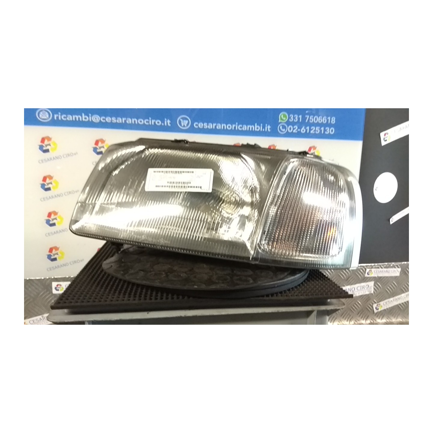 PROIETTORE SX. 102 LAND ROVER FREELANDER (02/98-08/02) 18K4F XBC001750