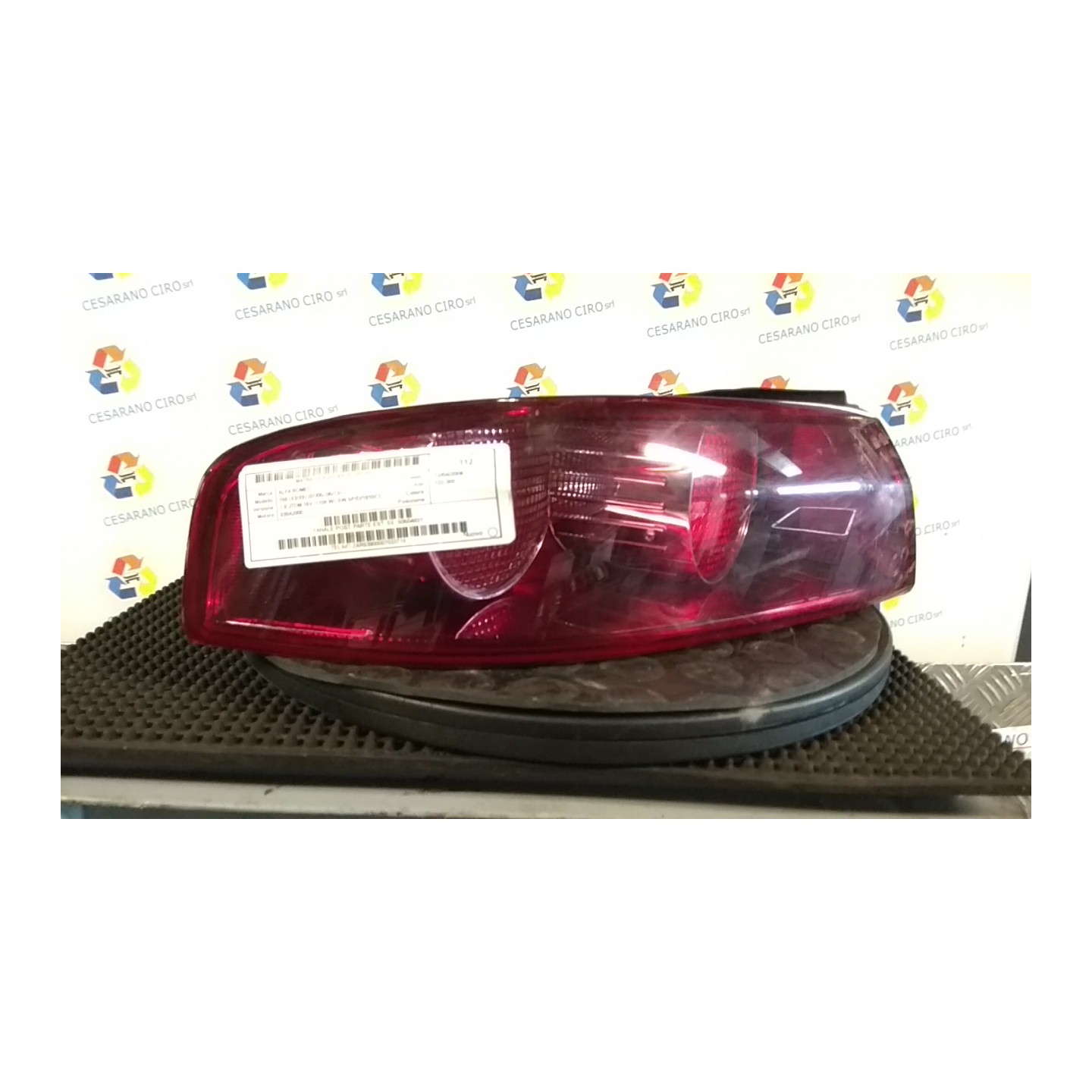FANALE POST. PARTE EST. SX. 159 ALFA ROMEO 159 (X3/X9) (07/05-06/13) 939A2000 50504821