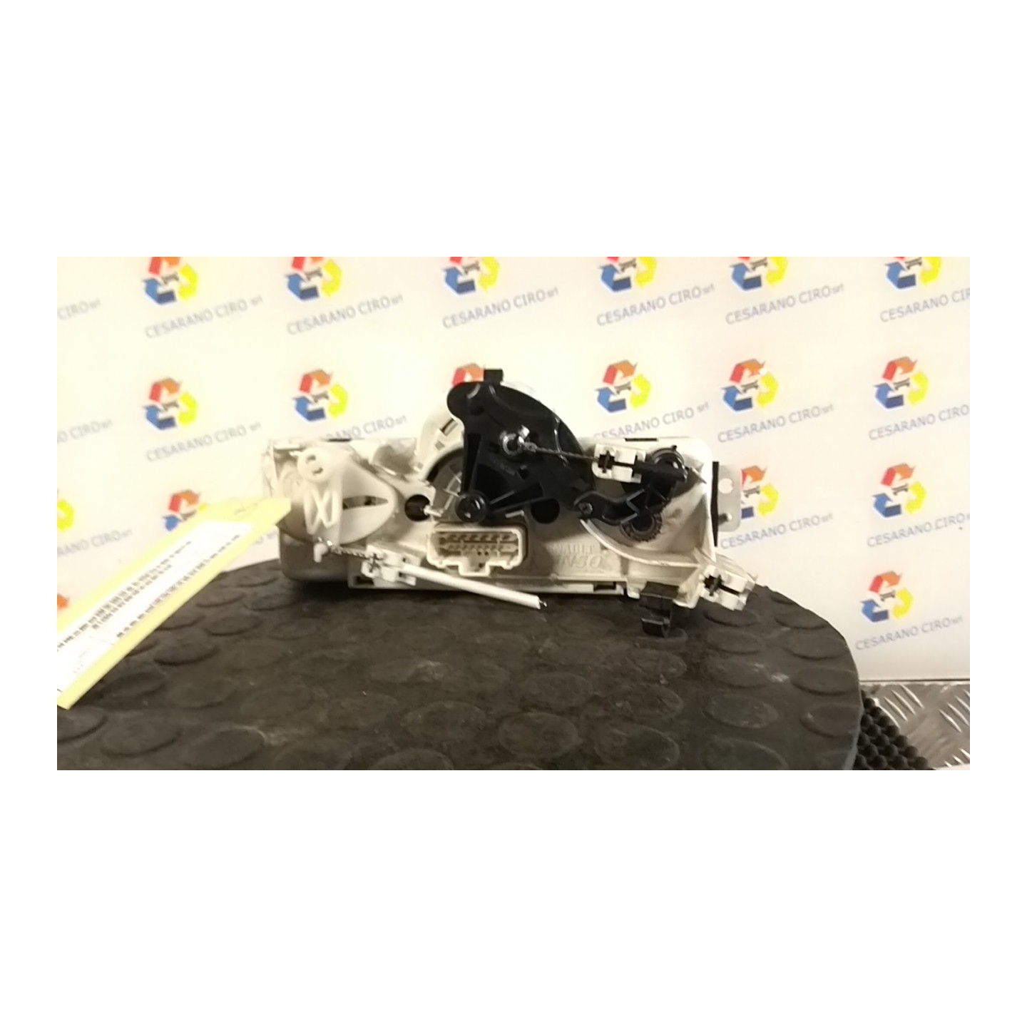 BLOCCO COMANDO CLIMATIZZAZIONE A/C 218 RENAULT KANGOO (01/08-) K4MG8 275100550R