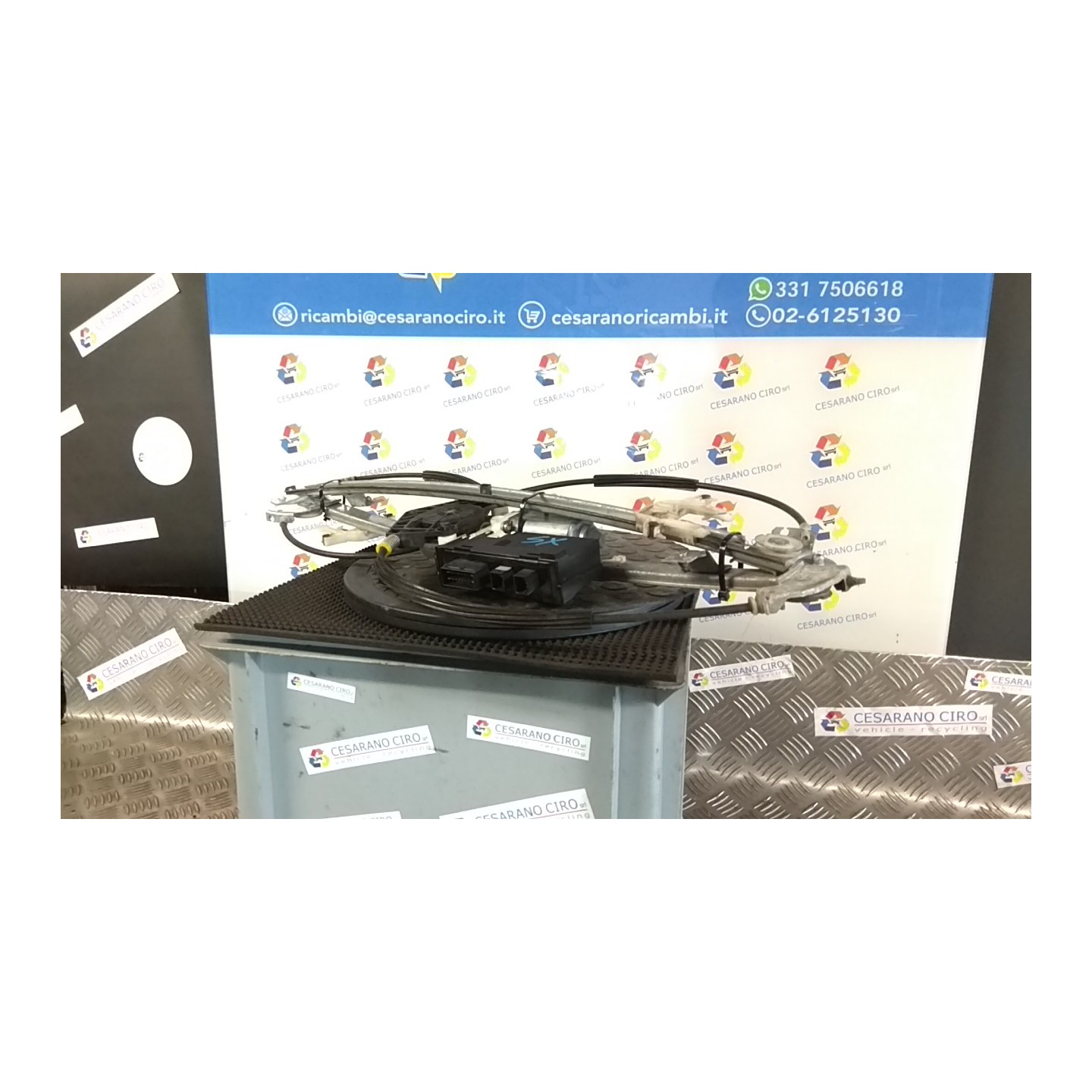 ALZACRISTALLO ELETTR. PORTA ANT. C/M SX. 232 LANCIA PHEDRA (TC) (06/02-01/11) 4HT 1485312080