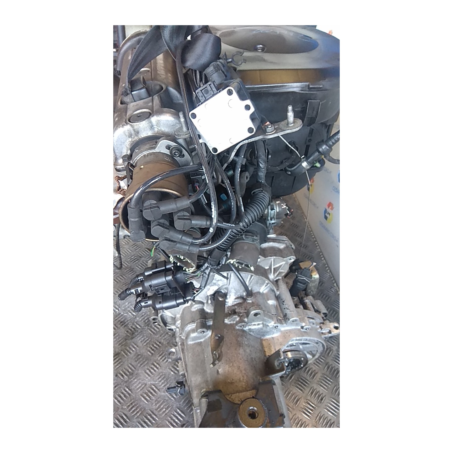 MOTORE SEMICOMPL. ROTAZ. 017 VOLKSWAGEN POLO 3A SERIE (11/94-09/01) APQ 030100098EX